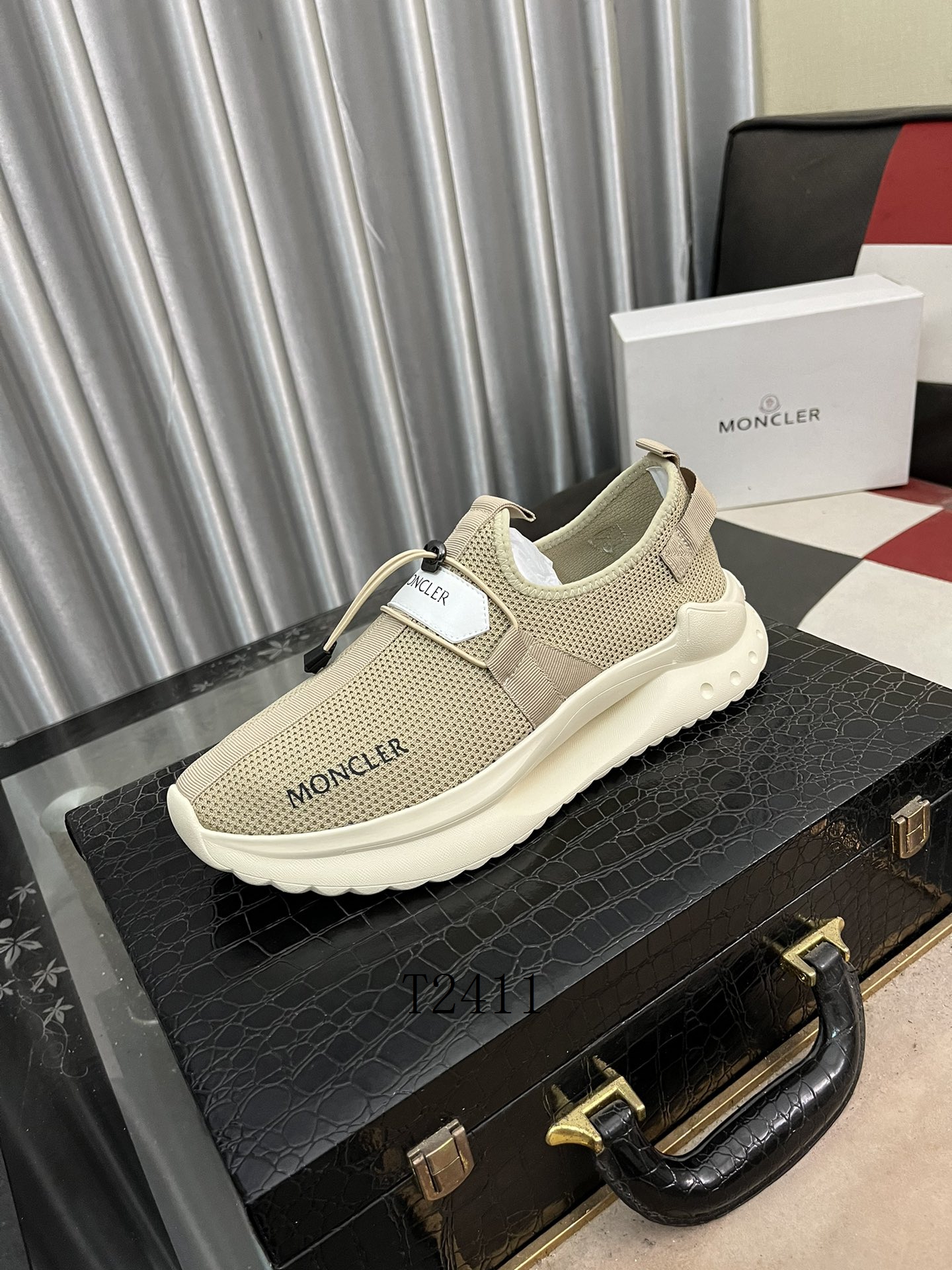 Moncler ������Ь 0123