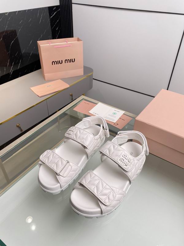 2025 Miumiu Ů��Ь 0813