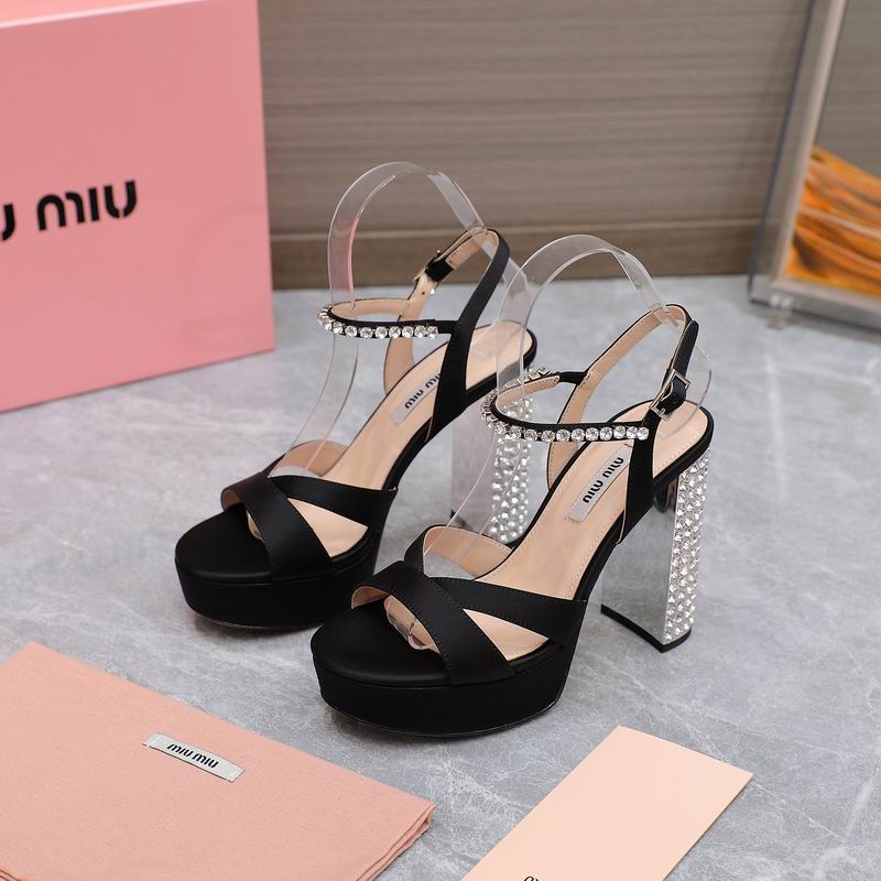 2025 MiuMiu �߸�Ь 0815