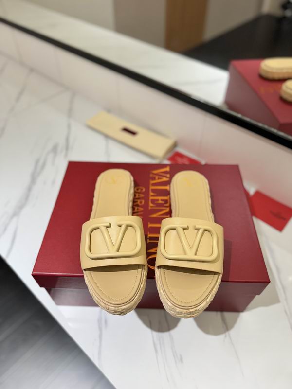 2025 Valentino Ů��Ь 0723