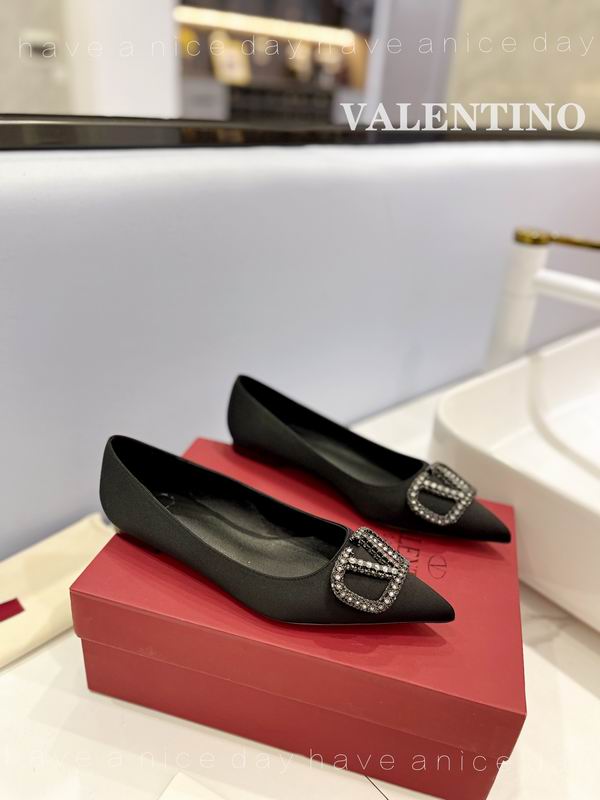 2025 Valentino Ů��Ь 0701