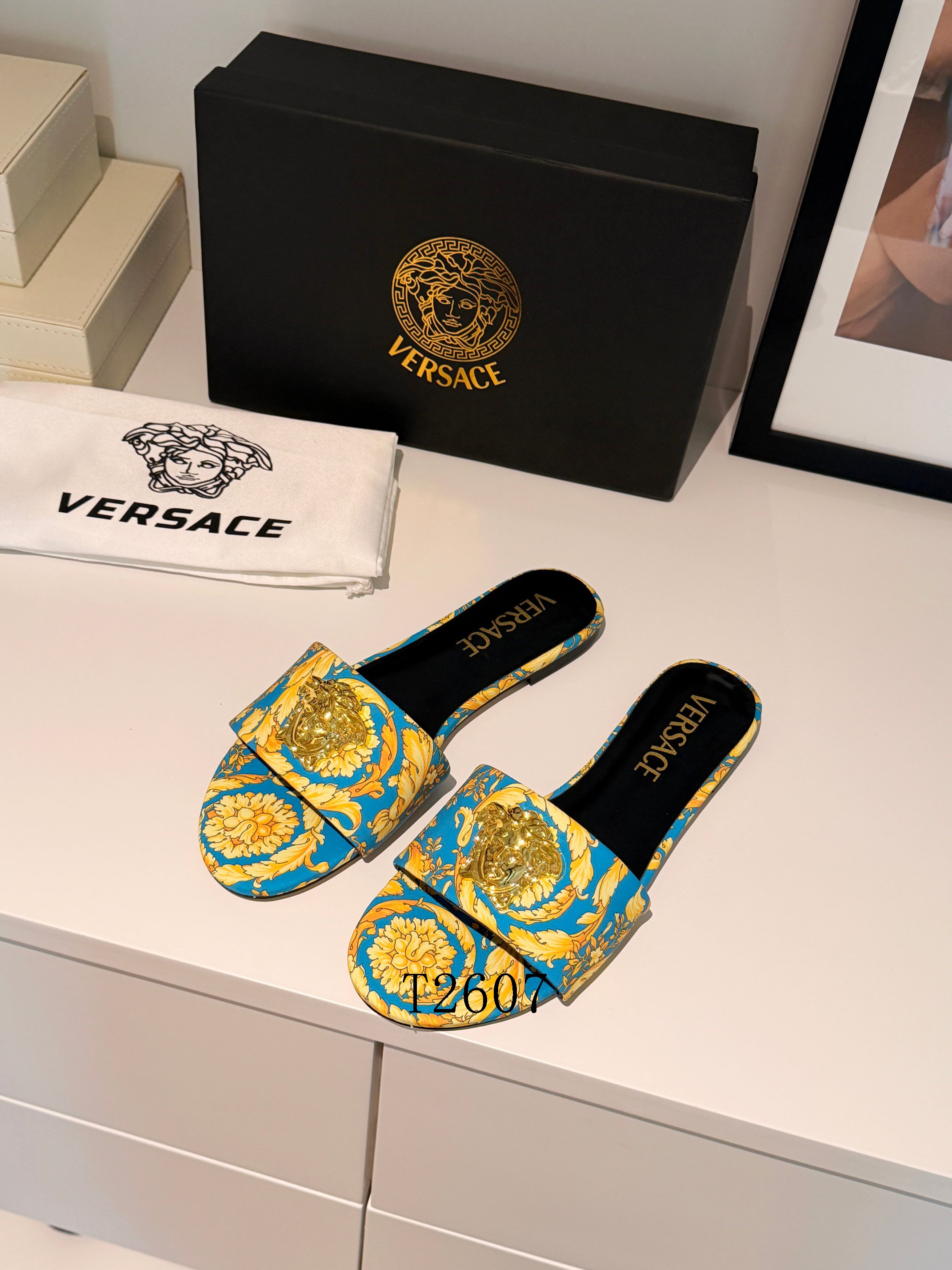 Versace Ů��Ь 0718