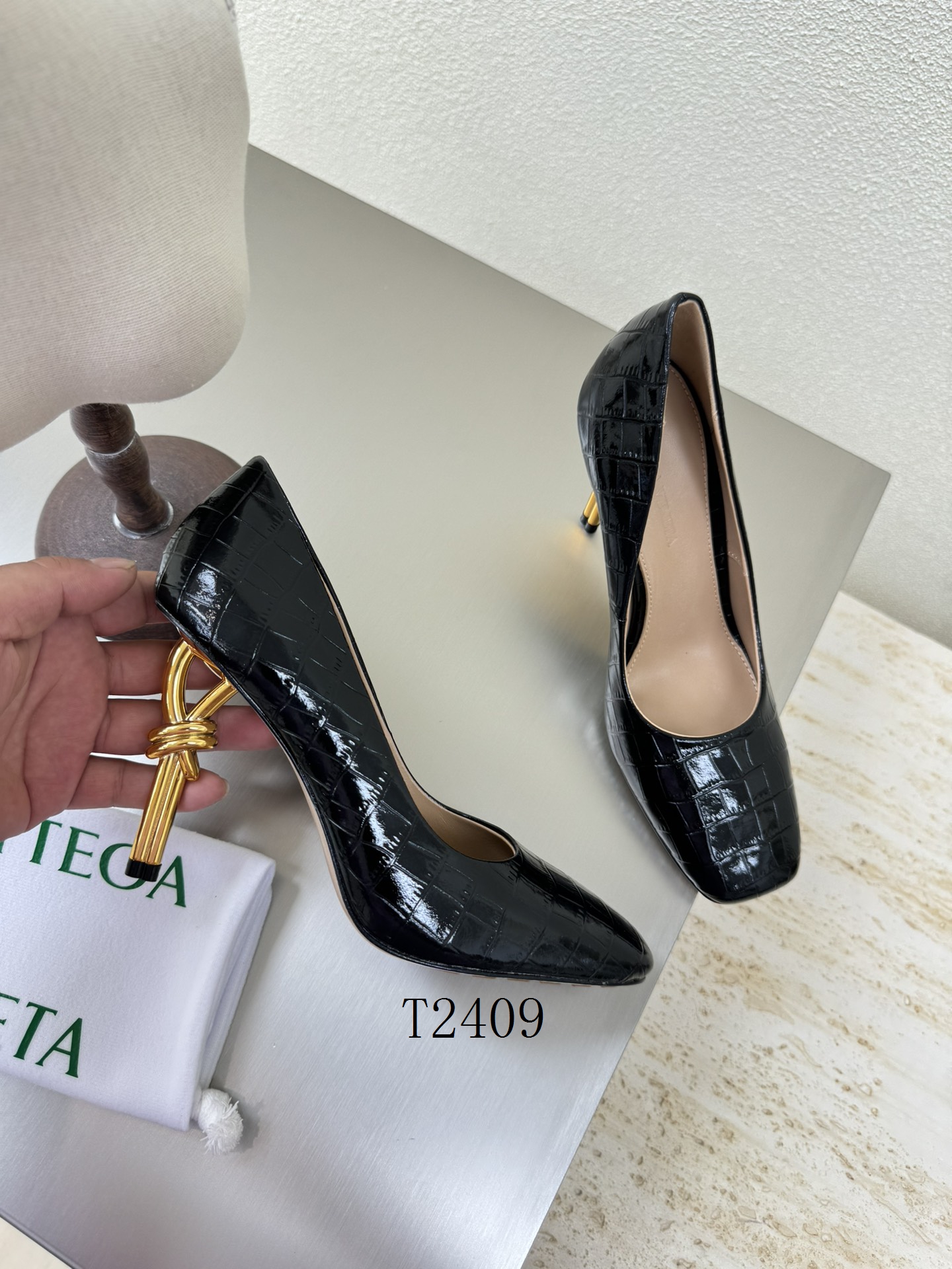 Bottega Veneta High Heel Woman 0927