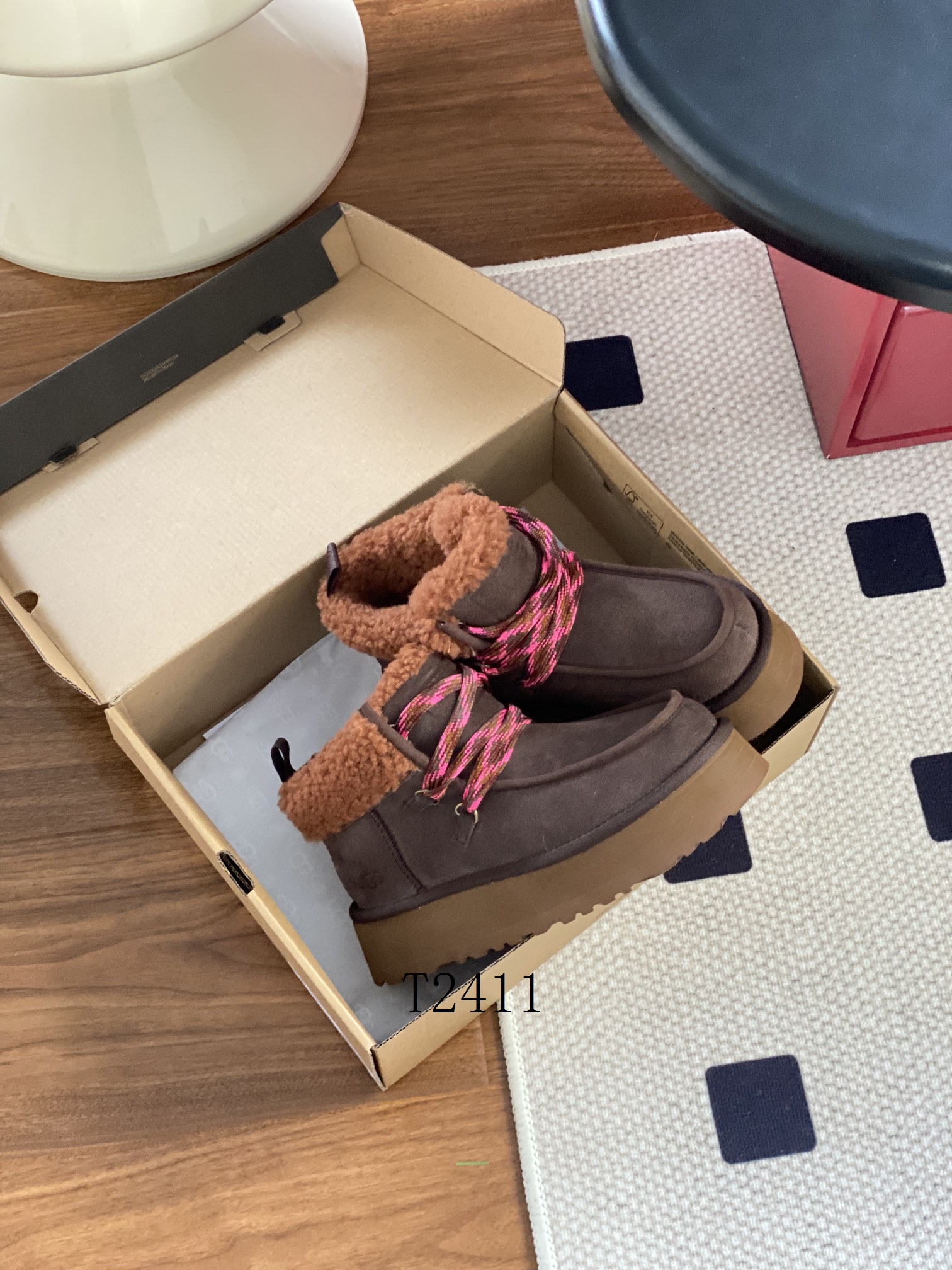 UGG sz35-40 h1102