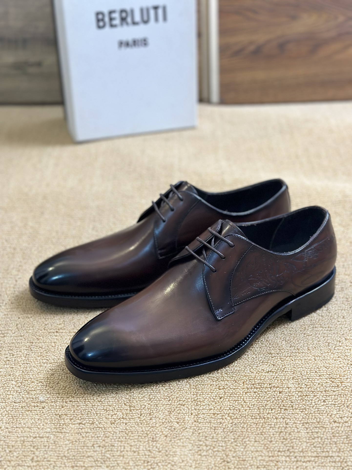 Berluti sz38-45 hnh1205