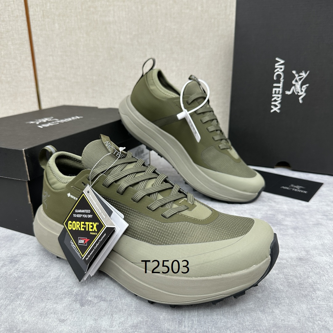Arc'teryx Low Cut 0725