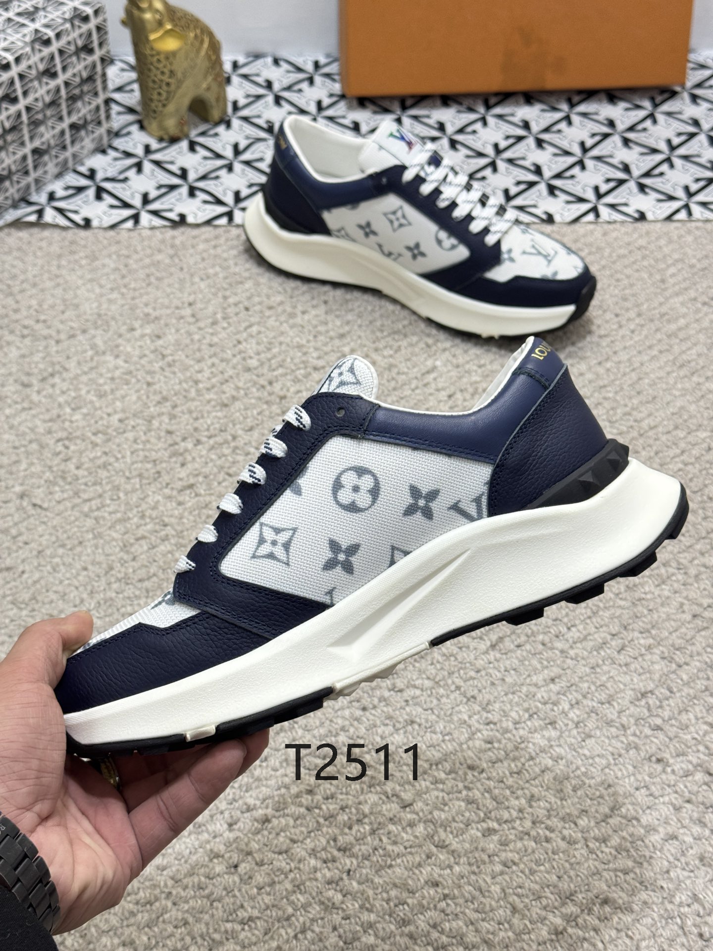 LV shoes 38-46 h0307