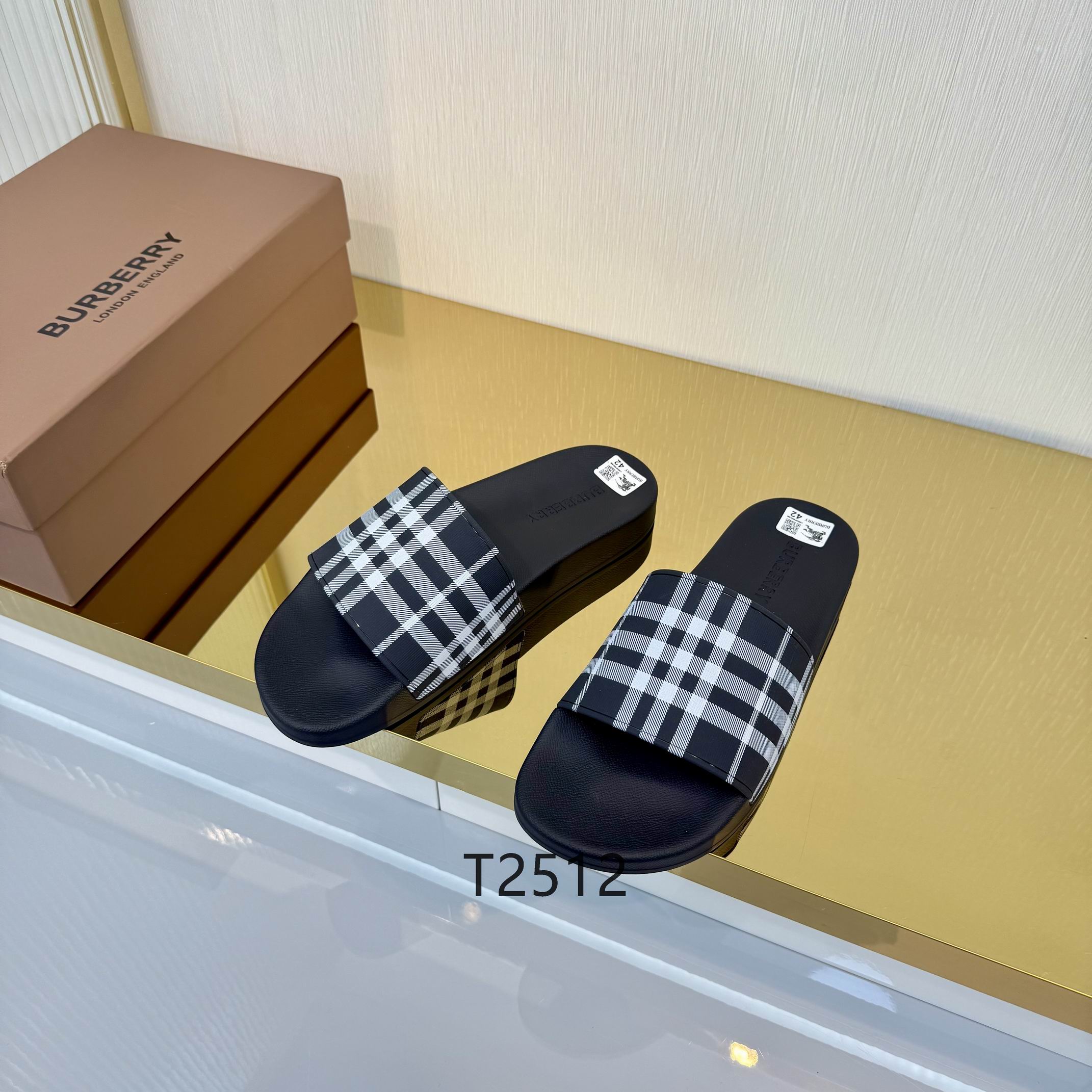 BURBERRY shoes 38-46 h0301