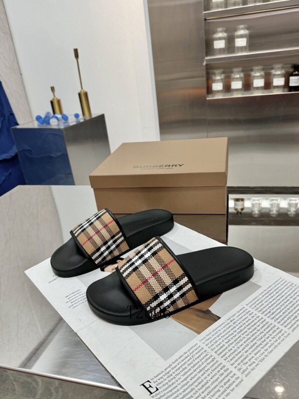 Burberry sz35-41  h0603