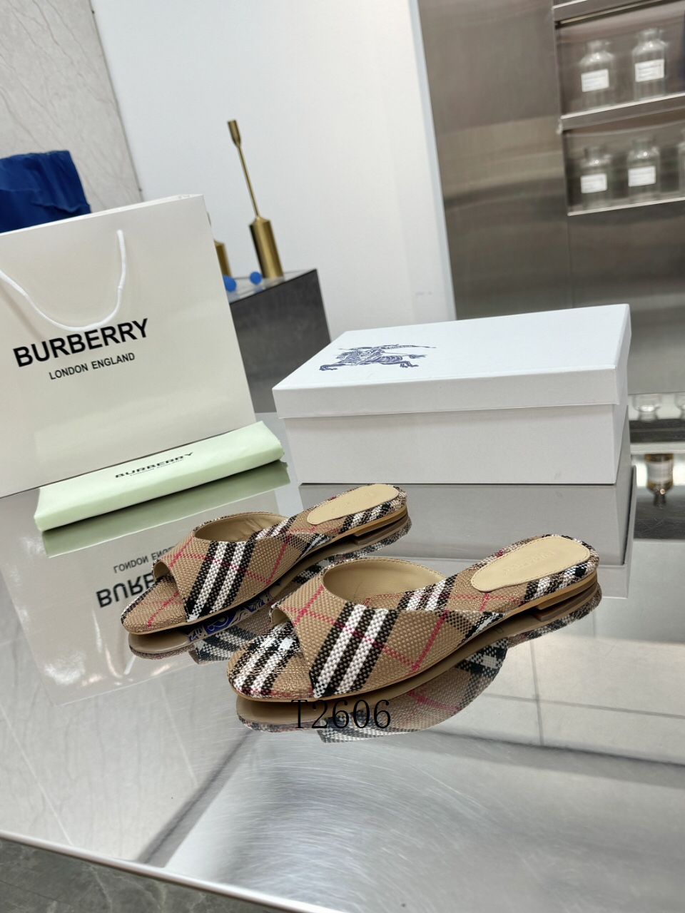 Burberry sz35-41 h0606