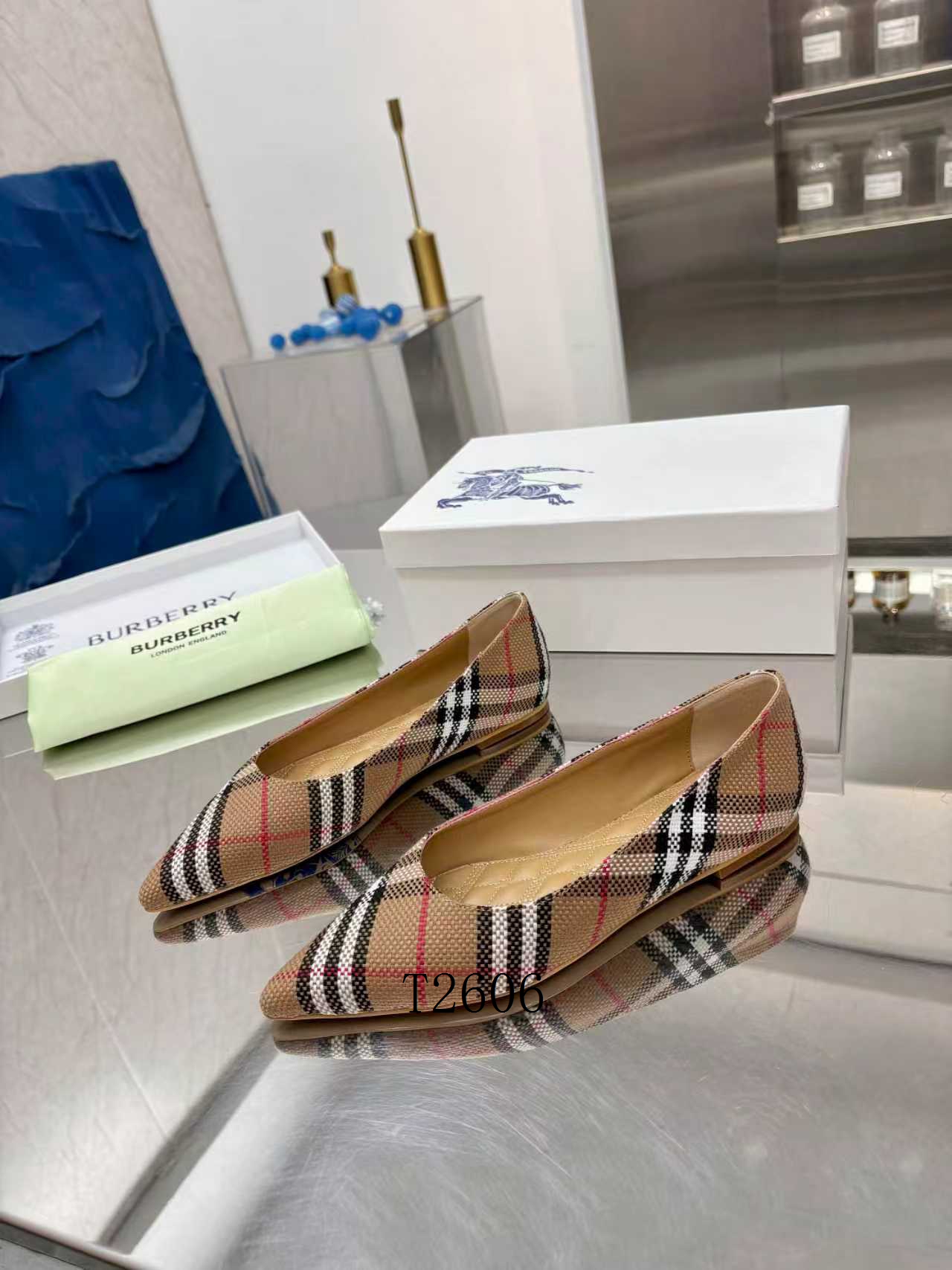 Burberry sz35-41 h0602