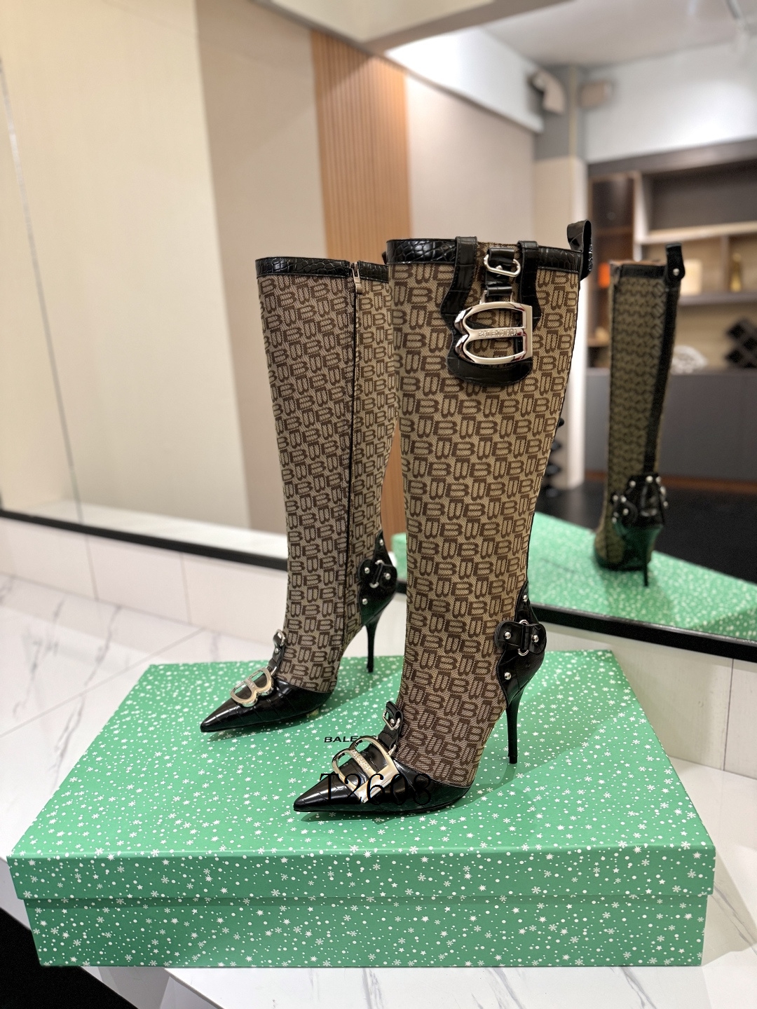Balenciaga sz35-40 h0803