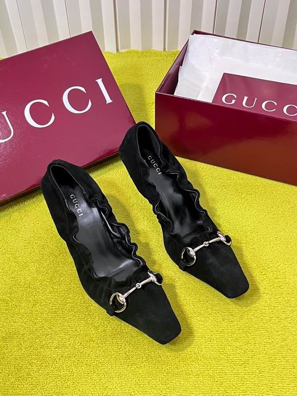 Gucci sz35-42 7.5cm mns0932