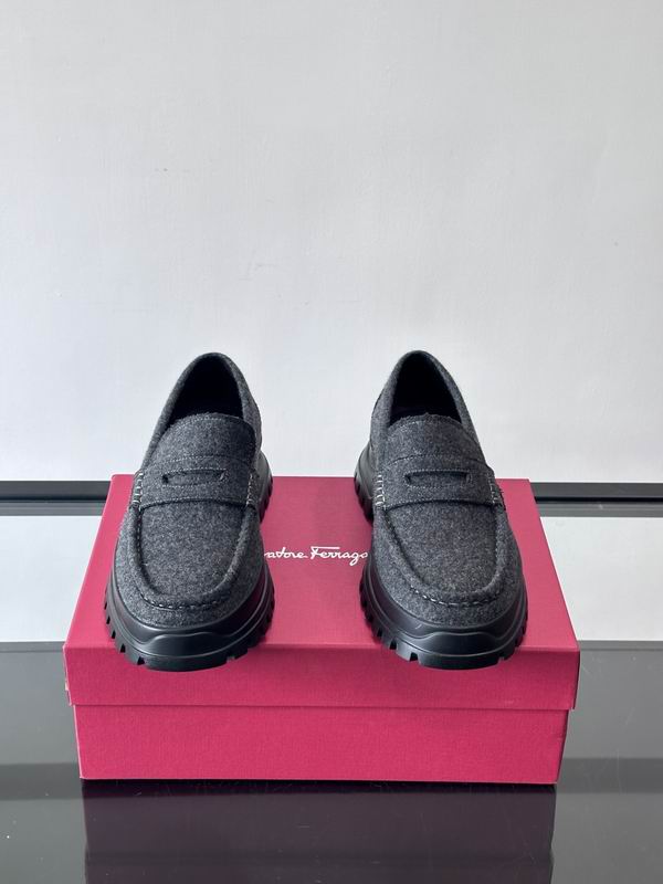 Ferragamo sz39-44 mns0916