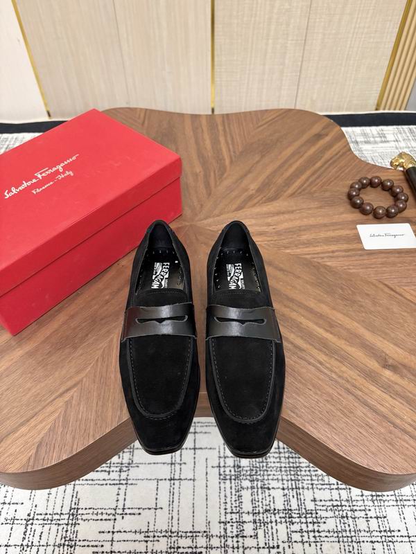 Ferragamo sz38-44 mns0902