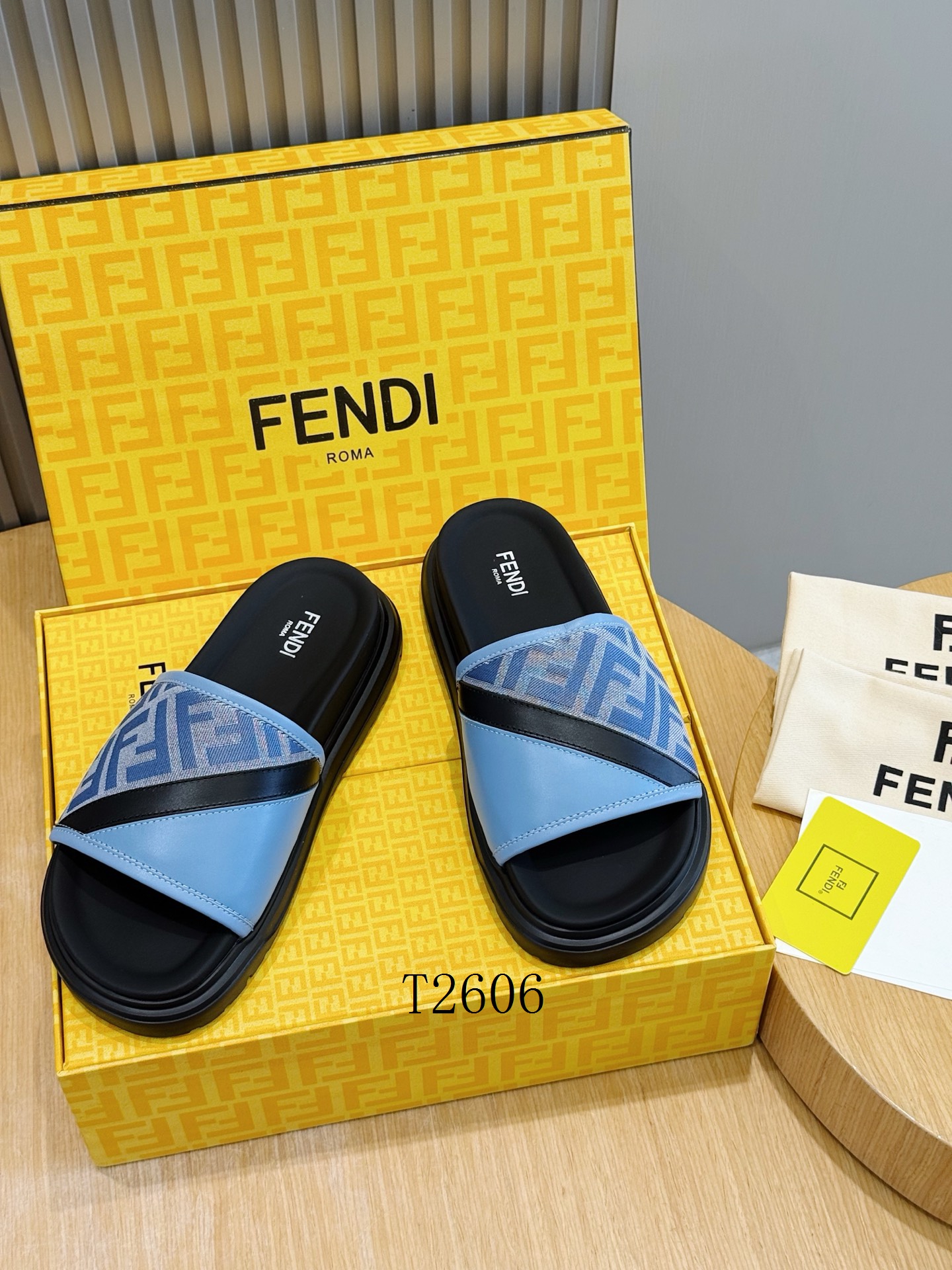Fendi ����Ь 0629