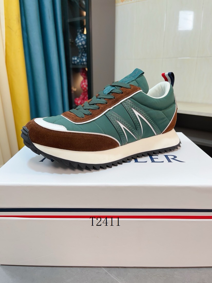 Moncler �еͰ�Ь 0123