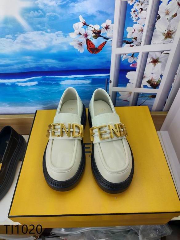 Fendi �д�Ь 0729